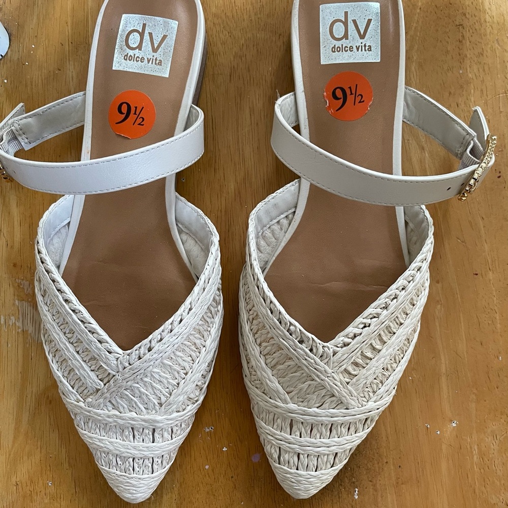 Dolce Vita Women's White Espadrille Sandals flats